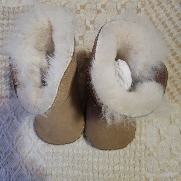 Baby uggs - Picture 6 of 6